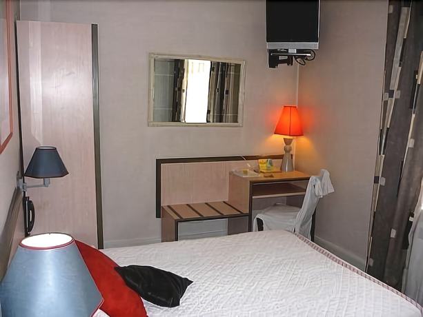 Imagen de la habitación del Hotel HOTEL LE PERIGORD. Foto 13