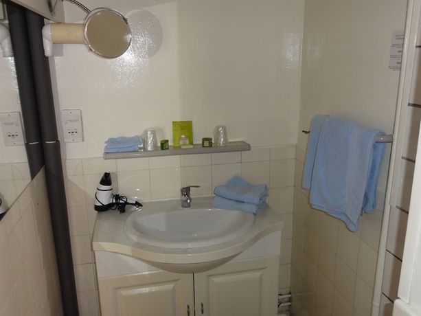 Imagen de la habitación del Hotel HOTEL LE PERIGORD. Foto 15