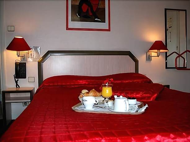 Imagen de la habitación del Hotel HOTEL LE PERIGORD. Foto 17