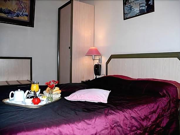 Imagen de la habitación del Hotel HOTEL LE PERIGORD. Foto 19