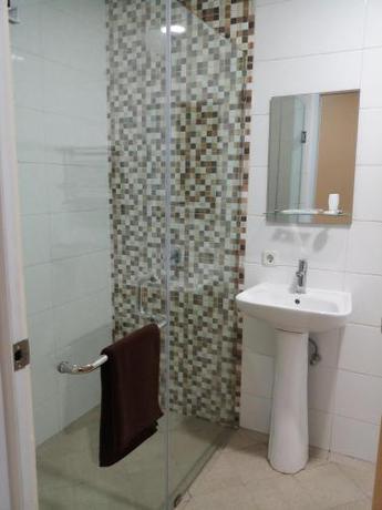 Imagen de la habitación del Hotel HOTEL LENGKONG 2. Foto 16