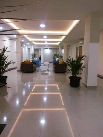 Imagen general del Hotel HOTEL LENGKONG 2. Foto 9