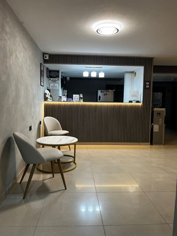 Imagen de los interiores del Hotel HOTEL LESUS. Foto 15