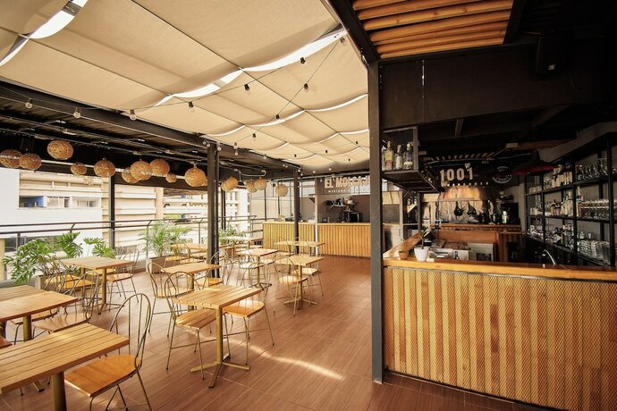 Imagen general del Hotel HOTEL LEXUM. Foto 11