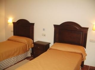 Imagen de la habitación del Hotel HOTEL LOS BORBOLLONES. Foto 4