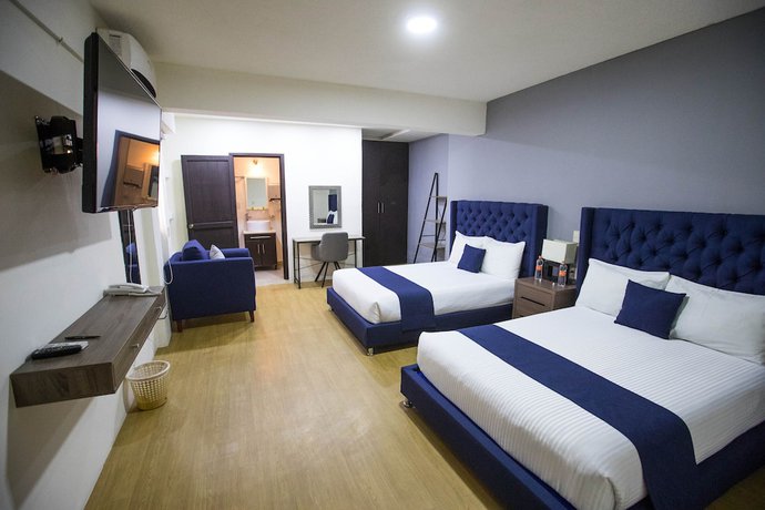 Imagen de la habitación del Hotel HOTEL LUNADA. Foto 6