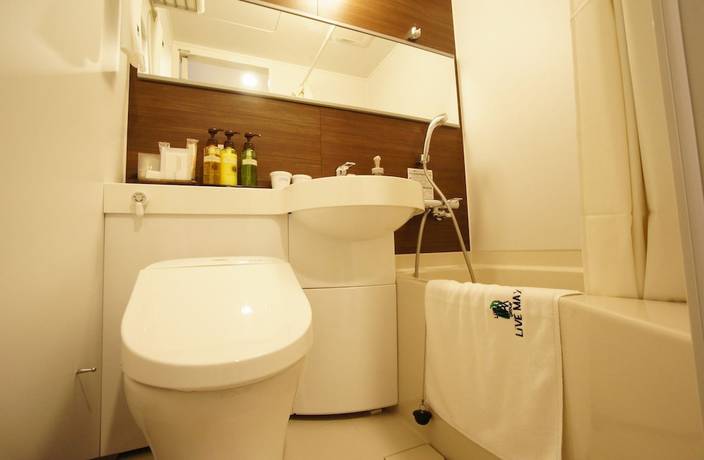 Imagen de la habitación del Hotel HOTEL LiVEMAX Kanazawa Ekimae. Foto 11
