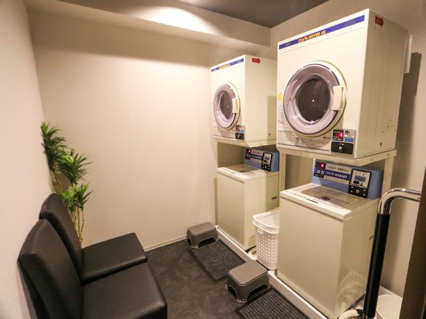 Imagen de los interiores del Hotel HOTEL LiVEMAX Niigata Ekimae. Foto 10