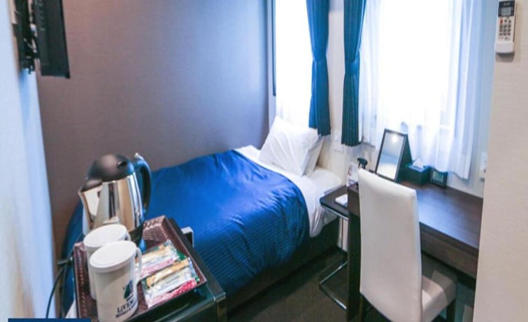 Imagen de la habitación del Hotel HOTEL LiVEMAX Yokohama Kannai Ekimae. Foto 4