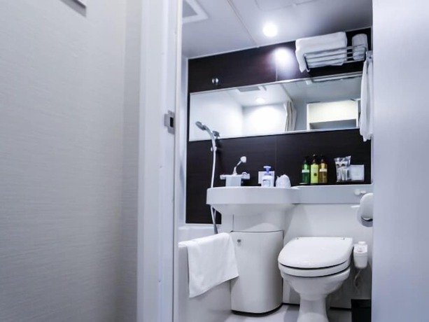 Imagen de la habitación del Hotel HOTEL LiVEMAX Yokohama Kannai Ekimae. Foto 6