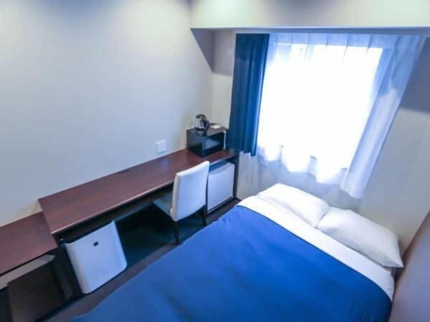 Imagen de la habitación del Hotel HOTEL LiVEMAX Yokohama Kannai Ekimae. Foto 12