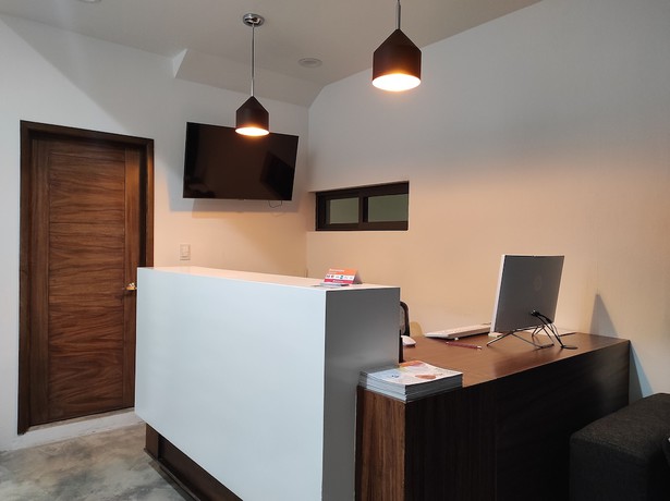 Imagen de los interiores del Hotel HOTEL MANADIA. Foto 16