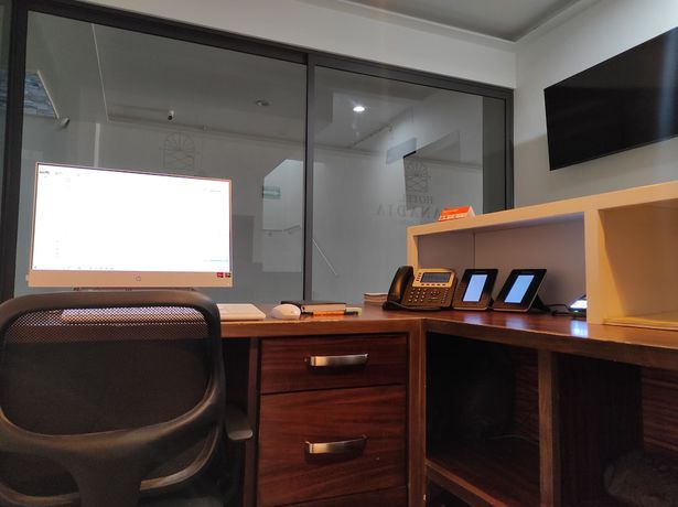 Imagen de los interiores del Hotel HOTEL MANADIA. Foto 17