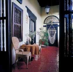 Imagen general del Hotel HOTEL MANSI&Oacute;N ITURBE. Foto 6