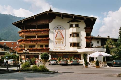 Imagen general del Hotel HOTEL MARIA THERESIA, MAYRHOFEN. Foto 1