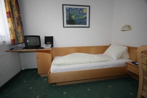 Imagen general del Hotel HOTEL MARTHA. Foto 2