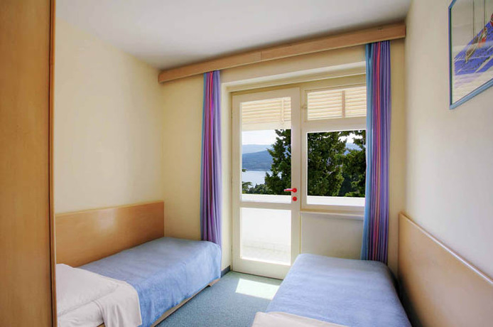 Imagen de la habitación del Hotel HOTEL MEDITERAN RABAC. Foto 4