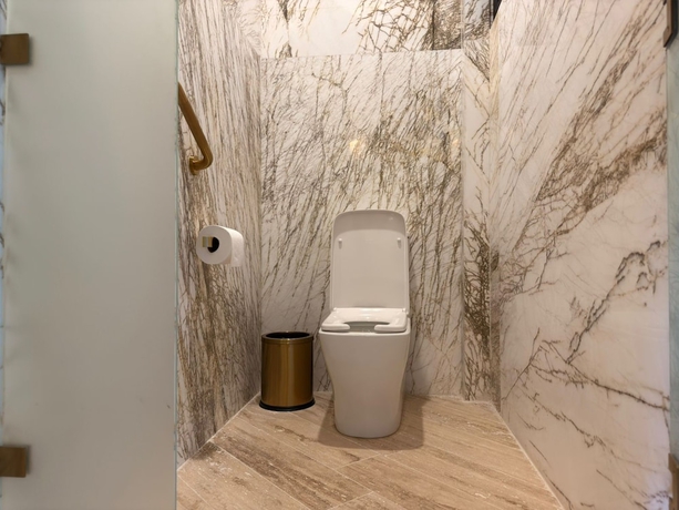 Imagen de la habitación del Hotel HOTEL MONTES SUITES. Foto 14