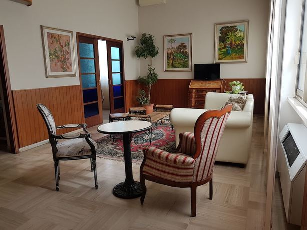 Imagen de los interiores del Hotel HOTEL MORELLI. Foto 18