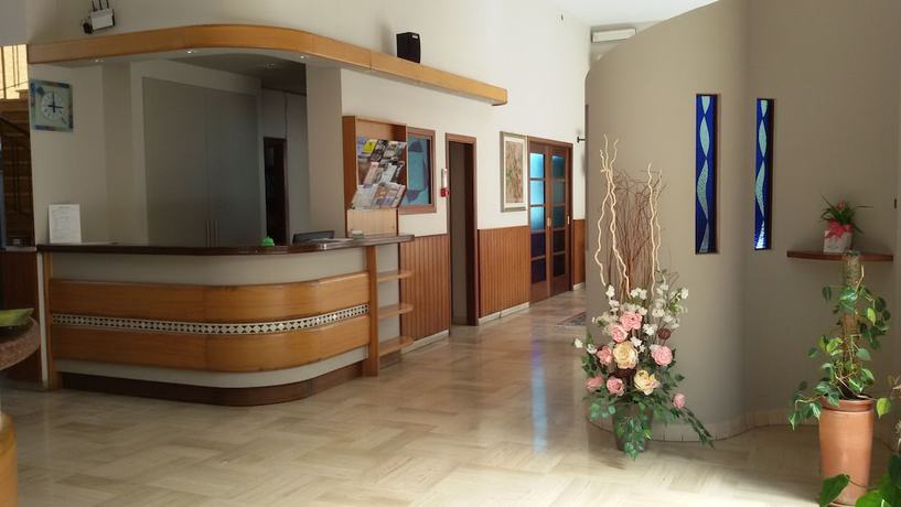 Imagen de los interiores del Hotel HOTEL MORELLI. Foto 19