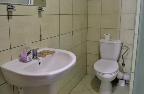 Imagen de la habitación del Hotel HOTEL MOTEL S5. Foto 19