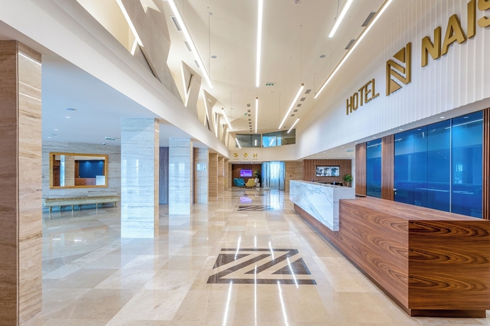 Imagen de los interiores del Hotel HOTEL NAIS. Foto 12