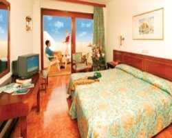 Imagen de la habitación del Hotel HOTEL NAUTILUS. Foto 4