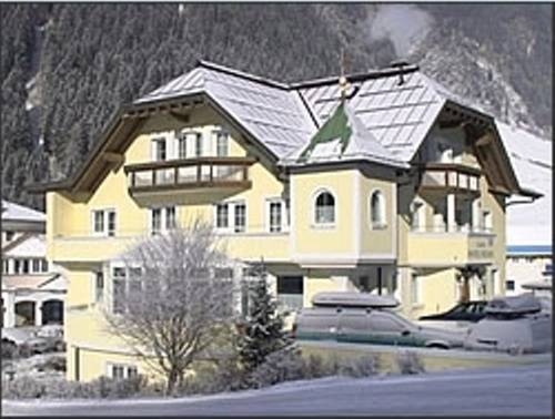 Imagen general del Hotel HOTEL NEDER. Foto 2