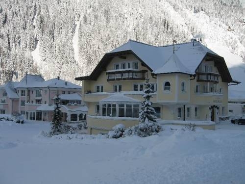 Imagen general del Hotel HOTEL NEDER. Foto 14