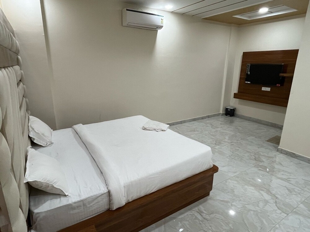 Imagen de la habitación del Hotel HOTEL NEW KASHI PALACE. Foto 5