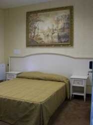 Imagen general del Hotel HOTEL NICHOLAS. Foto 5