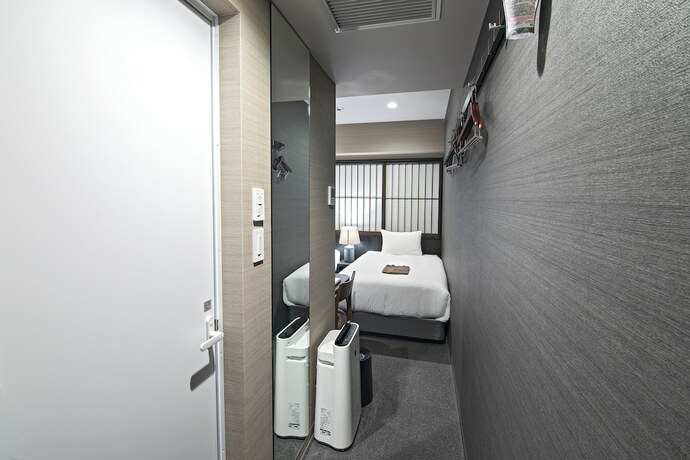 Imagen general del Hotel HOTEL NINJA BLACK. Foto 3