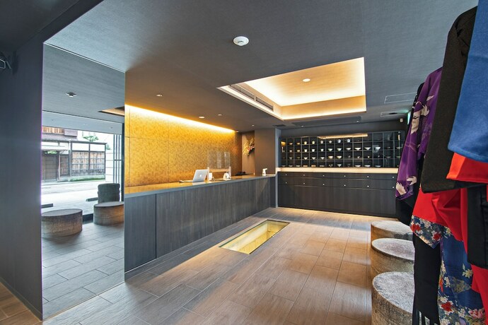 Imagen general del Hotel HOTEL NINJA BLACK. Foto 9