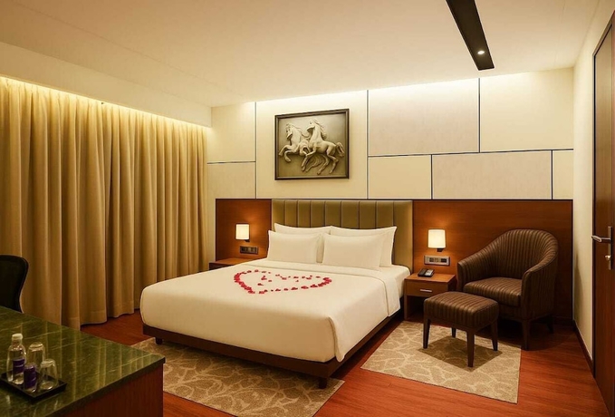 Imagen de la habitación del Hotel HOTEL NOAH SPIRE. Foto 7