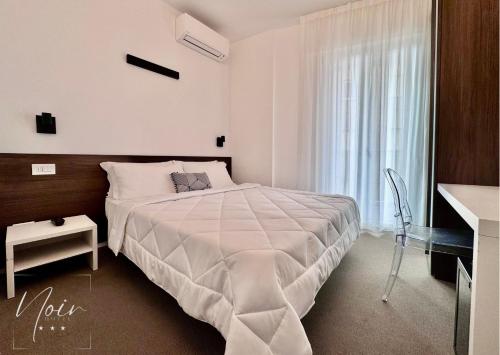 Imagen general del Hotel HOTEL NOIR - Free Breakfast & Brunch Until 13-00 - Vicinissimi a Mirabilandia. Foto 7