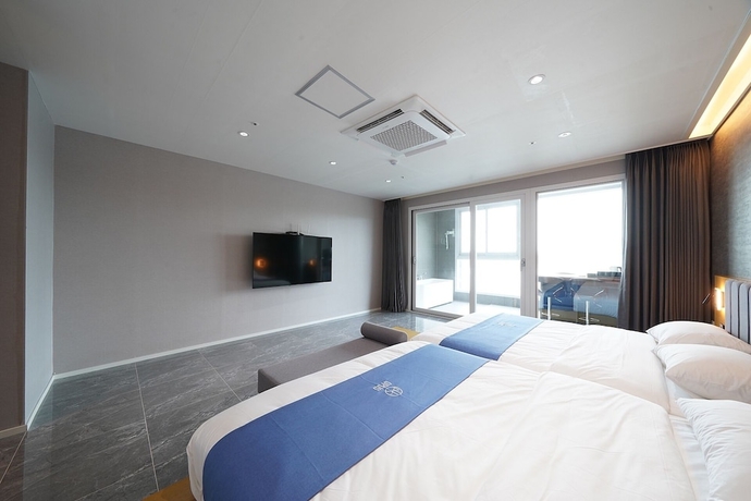 Imagen de la habitación del Hotel HOTEL OPUS. Foto 9