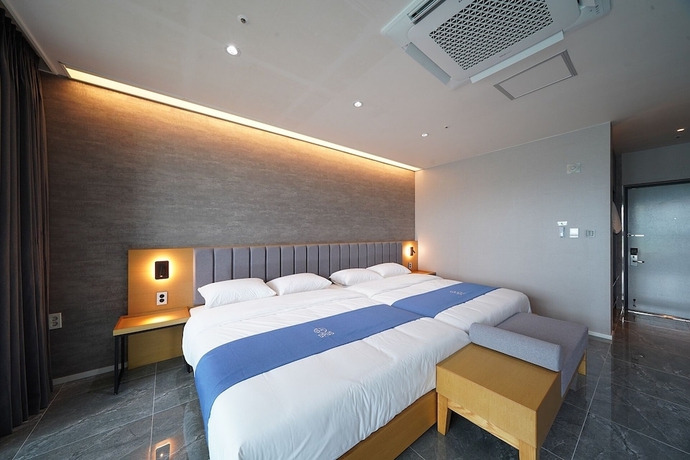 Imagen de la habitación del Hotel HOTEL OPUS. Foto 15