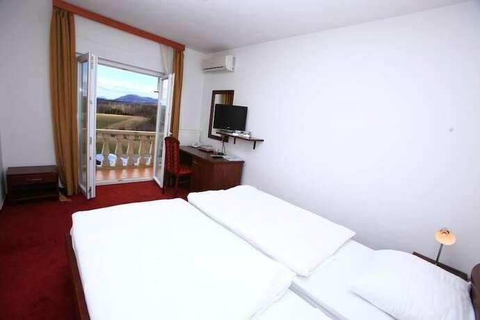 Imagen de la habitación del Hotel HOTEL ORION, VARAZDIN. Foto 11