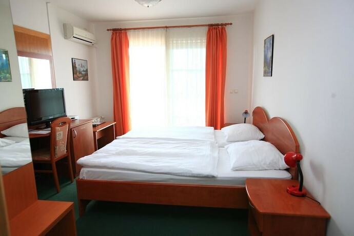 Imagen de la habitación del Hotel HOTEL ORION, VARAZDIN. Foto 12