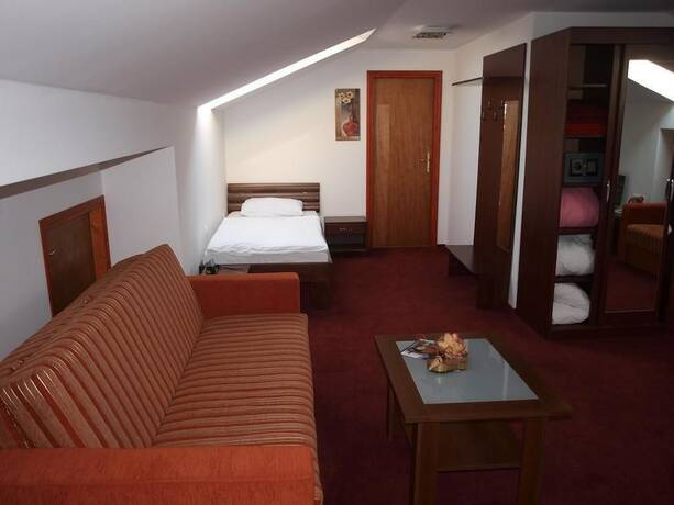 Imagen de la habitación del Hotel HOTEL ORION, VARAZDIN. Foto 14