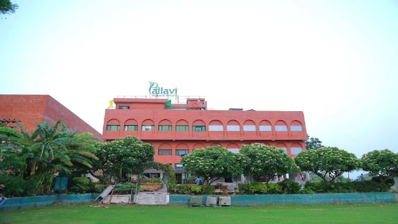 Imagen general del Hotel HOTEL PALLAVI GRAND. Foto 1