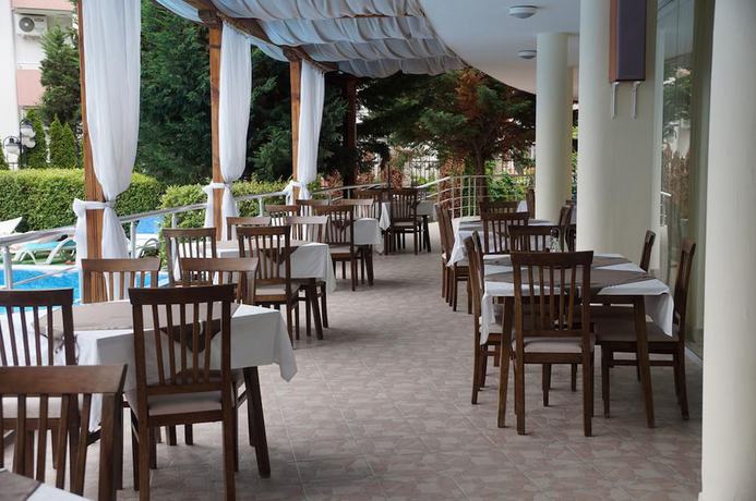 Imagen del bar/restaurante del Hotel HOTEL PALMA - Sunny Beach. Foto 4