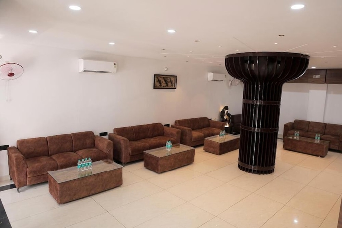 Imagen de los interiores del Hotel HOTEL PARAS CHITTORGARH. Foto 16