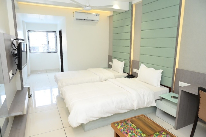 Imagen de la habitación del Hotel HOTEL PARQOTEL. Foto 2
