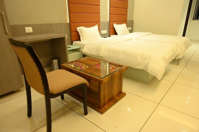 Imagen de la habitación del Hotel HOTEL PARQOTEL. Foto 3