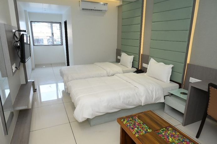 Imagen de la habitación del Hotel HOTEL PARQOTEL. Foto 7