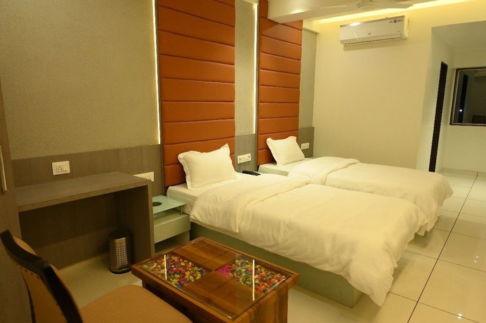 Imagen de la habitación del Hotel HOTEL PARQOTEL. Foto 8