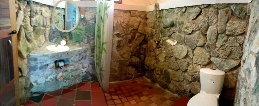 Imagen general del Hotel HOTEL PIEDRA PIEDRA LODGE. Foto 3