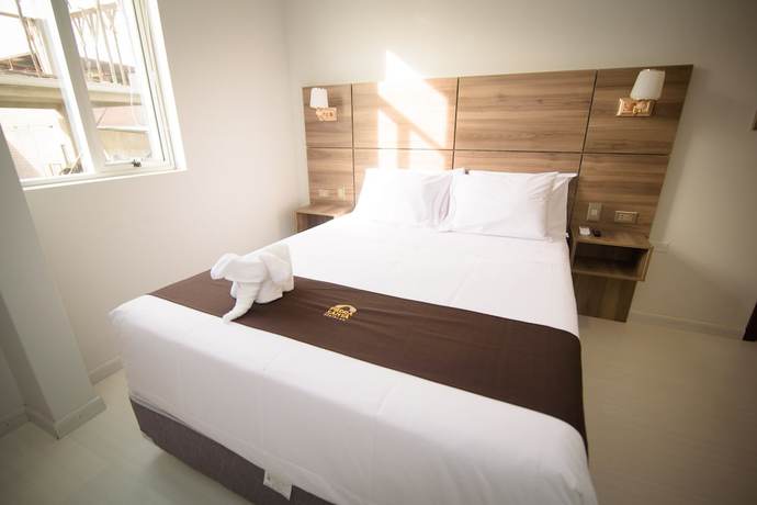 Imagen de la habitación del Hotel HOTEL PIEDRA SANTA - Moquegua. Foto 3