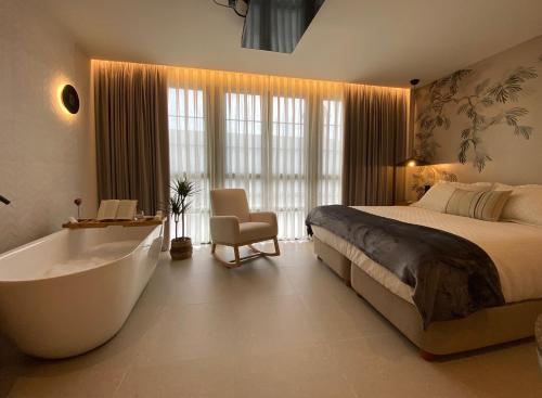Imagen de la habitación del Hotel HOTEL PUERTO DE LUARCA. Foto 4